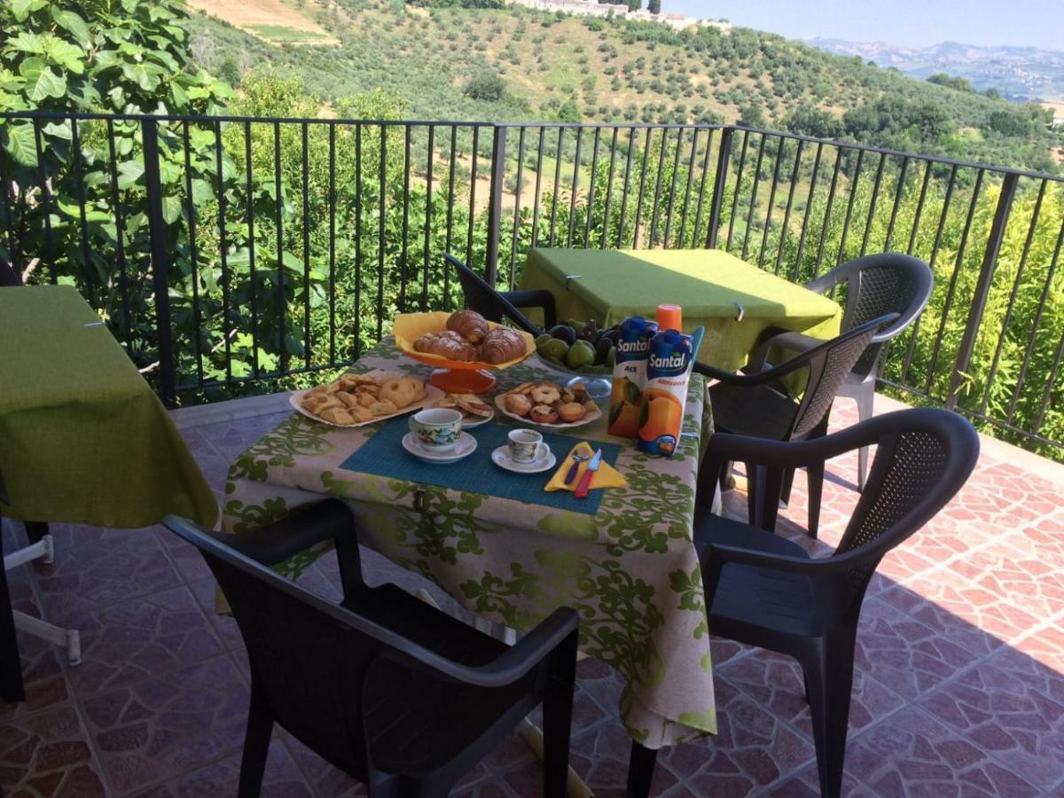 B&B La Casa in Campagna Collecorvino Esterno foto